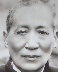 地主恶霸刘文彩：子孙众多，后代回来祭拜，光饭菜就准备了200席